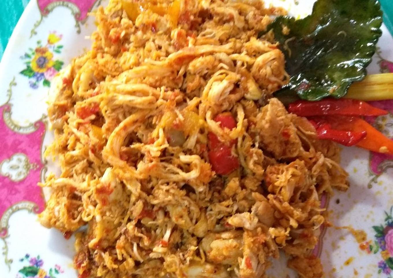 BAS (balado ayam suwir)