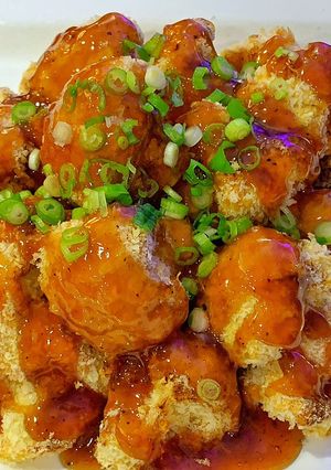 A picture of Honey garlic baked cauliflower.