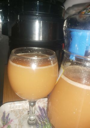A picture of Detox juice.