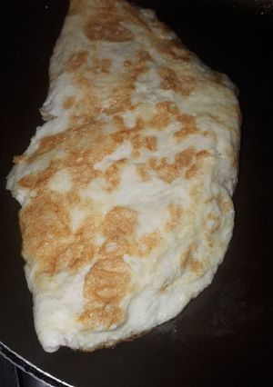 A picture of Fried egg whites.