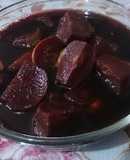 Peras en vino tinto