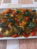 Friggitelli in padella con pomodorini datterini