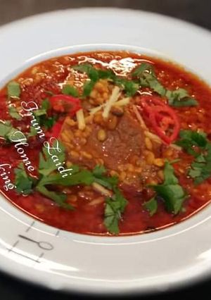 A picture of 🍲Daal Mash Gosht Curry🍲(white lentil or urad daal).
