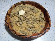 Une photo de couscous à la viande
