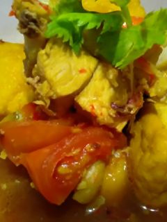 Foto resep Semur Ayam dan Tahu kuning