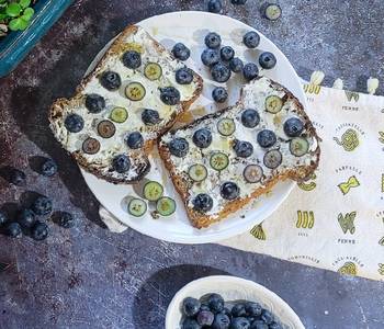 Best Recipe Quick Goat Cheese Honey  Blueberry Toast Delicious and Healthy