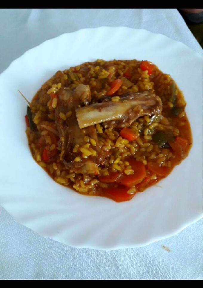 Una foto de Arroz con costillas