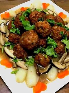 白菜獅子頭（清燉） 的食譜成品照片