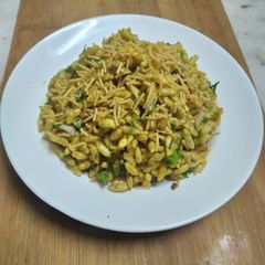 A picture of Mamra ni Suki Bhel.