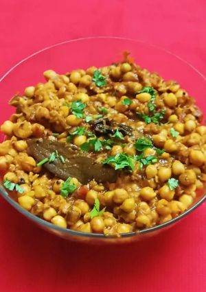 A picture of Protein Full Chole Masala.