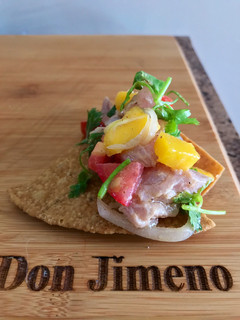 Una foto de Ceviche de jurel