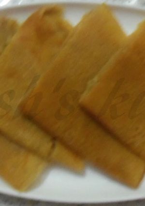 A picture of Palm sugar (dates jaggery) appam.