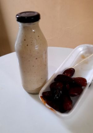 Foto resep Smoothies banana nge dates *banana kurma*😄