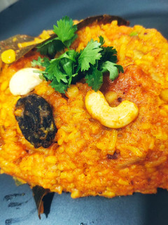 રજવાડી ખીચડી (Rajwadi Khichdi Recipe In Gujarati) રેસીપી મુખ્ય ફોટો