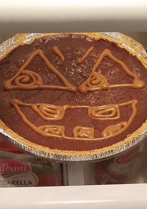A picture of Peanut Butter Cup Puddin' Pie.