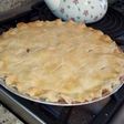 Pie de manzana con nueces caramelizadas
