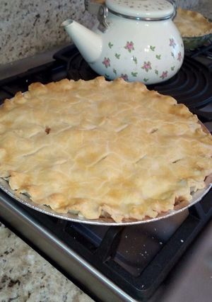 Una foto de Pie de manzana con nueces caramelizadas