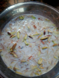 सेवइयां खीर (Seviyan kheer recipe in hindi) रेसिपी मुख्य फोटो