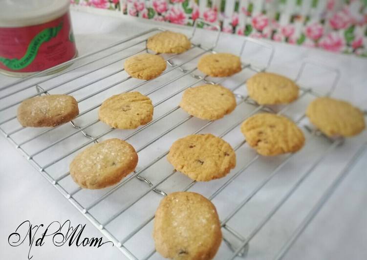 Cara Gampang Menyiapkan Coconut Butter Cookies (Monde KW), Enak Banget