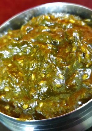 A picture of Gongura/ambadi chi chutney.