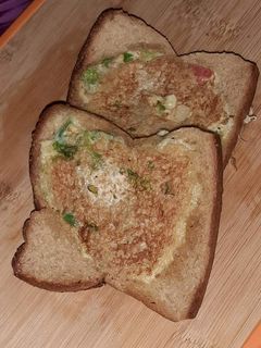 এগ পকেট স্যান্ডউইচ (egg pocket sandwich recipe in bengali) রেসিপির প্রধান ছবি