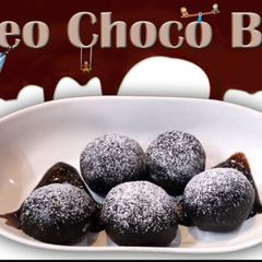 Chocolate oreo ball A picture of Chocolate oreo ball.