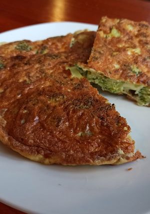 Una foto de Tortilla de brócoli para 1