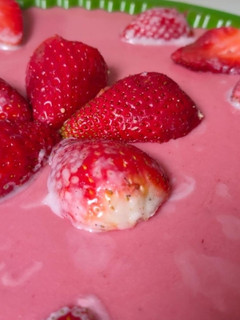 Una foto de Tarta fría de fresa (sin horno)