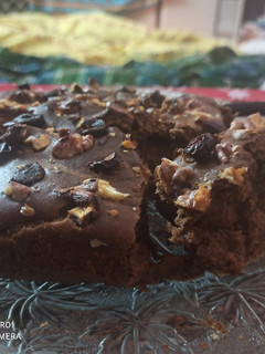 A picture of Eggless Date and Walnut Cake.