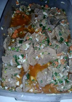 Una foto de Lengua a la vinagreta
