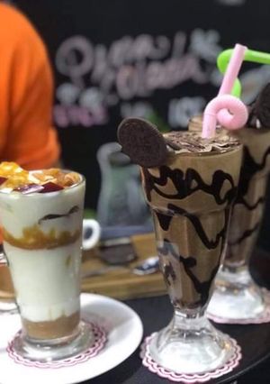 صورة لوصفة ميلك شيك الاوريو بالشوكلايت