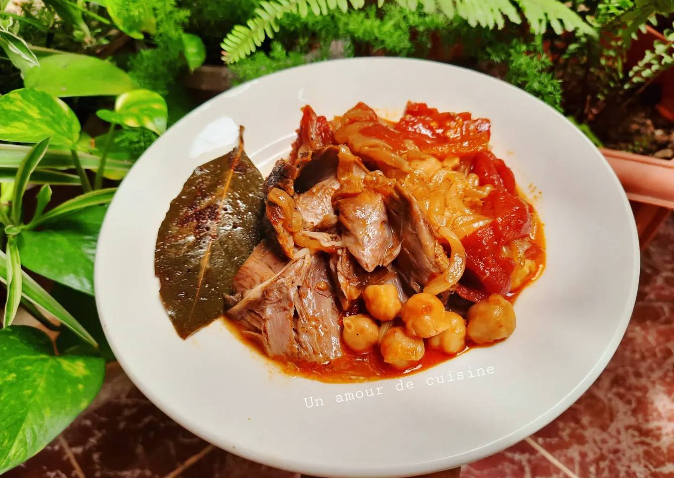 Tajine d'agneau oignons tomates 🍴