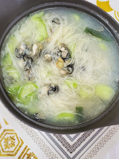 絲瓜蚵仔麵線 的食譜成品照片