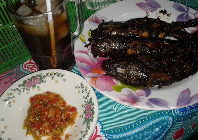 Lele bakar teflon&sambal korek