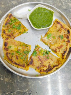 A picture of Aloo Paratha.
