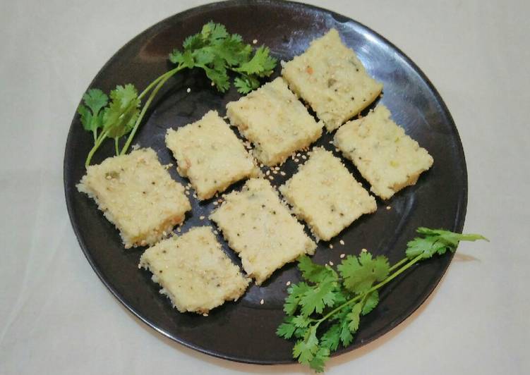 Recipe of Any-night-of-the-week Poha suji dhokla