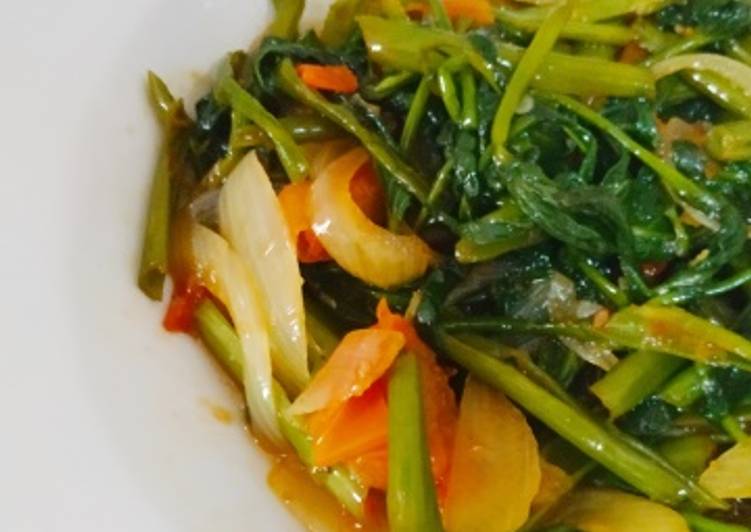 Tumis Kangkung dengan Terasi