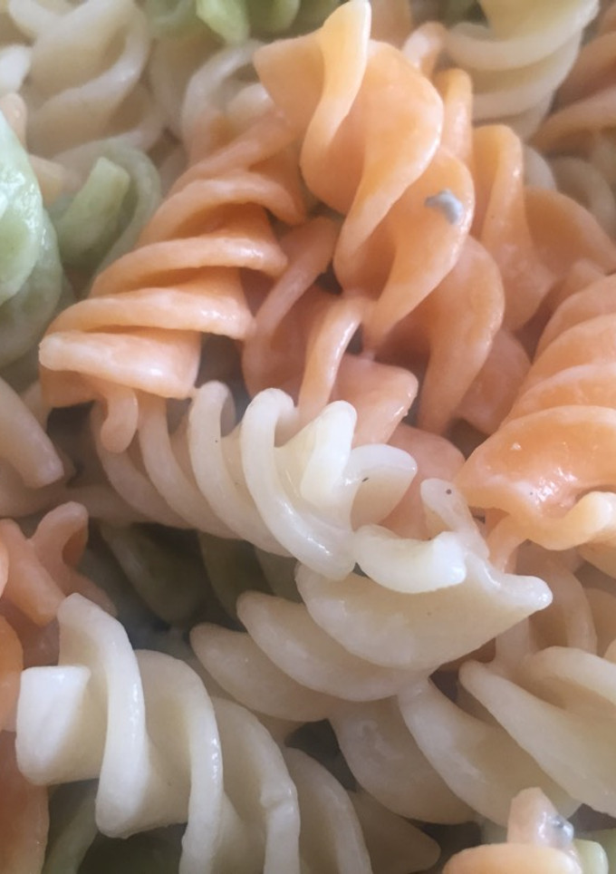 Una foto de Hélices (pasta con verduras) a los 3 Quesos