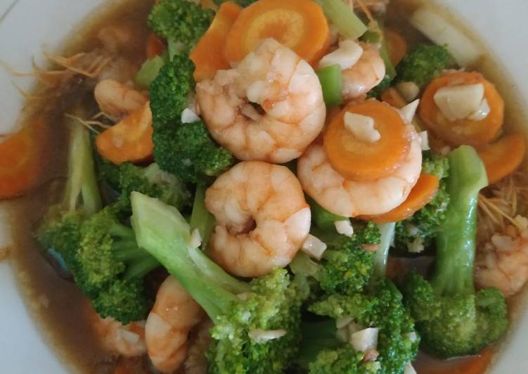 Resep Brokoli seafood saus tiram yang sempurna