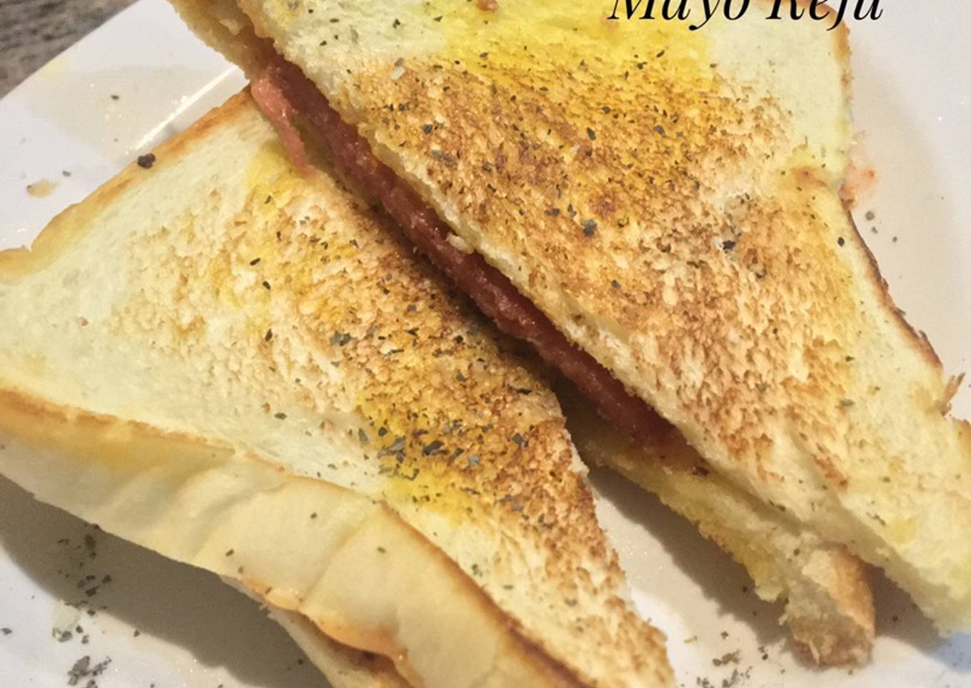 Roti panggang slice beef mayo keju