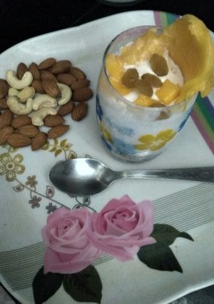 A picture of Kaju kismish shake.