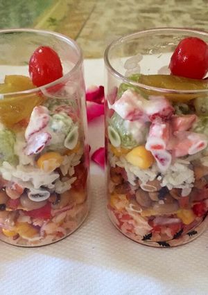 A picture of Poha lobia & nachos creamy salad.
