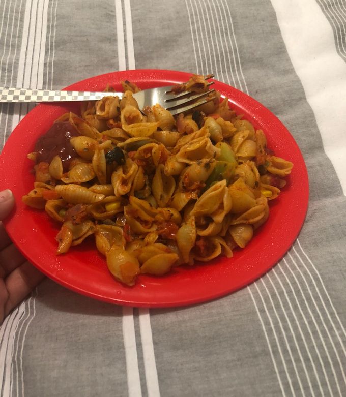 A picture of Veg seashell pasta.