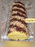 Brazo de crema con almendra crocante