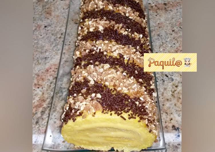 Brazo de crema con almendra crocante