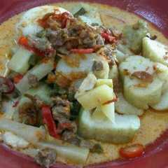 A picture of Ketupat sayur (HomeMade) 😙😉.