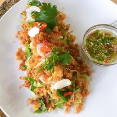 Crispy Chili Prawns Salad • SUPER EASY PRAWNS RECIPE •Thai Crispy Prawn Salad |ThaiChef food A picture of Crispy Chili Prawns Salad • SUPER EASY PRAWNS RECIPE •Thai Crispy Prawn Salad |ThaiChef food.