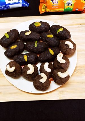 চীজ মিঠাই (Cheese Mithai Recipe in Bengali) রেসিপির প্রধান ছবি