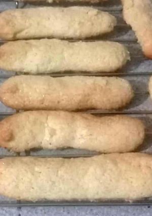 Una foto de Galletas Vainilla | Lady Fingers 😋