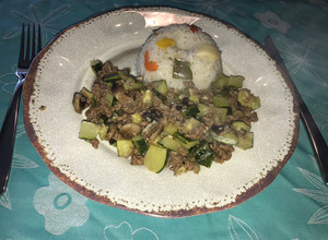 Una foto de Guiso de zapallitos con carne molida